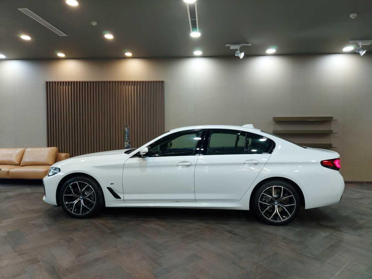 bmw-520i-msport-6