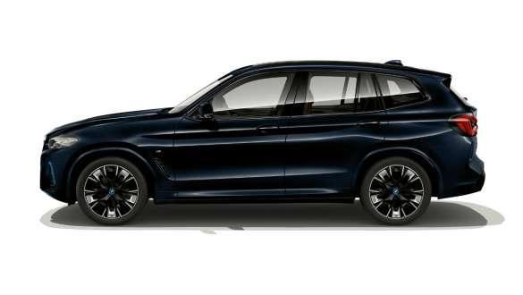 BMW-iX3_exterior-2